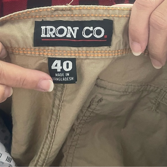 2 $12 EUC Cargo Shorts 1 khaki and 1 gray Size 40 98% cotton 2% spandex - Picture 2 of 7